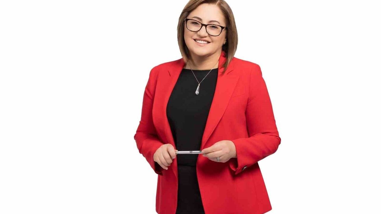 Fatma Şahin: "Geleceğimizi aydınlatan en büyük güç öğretmenlerimizdir"