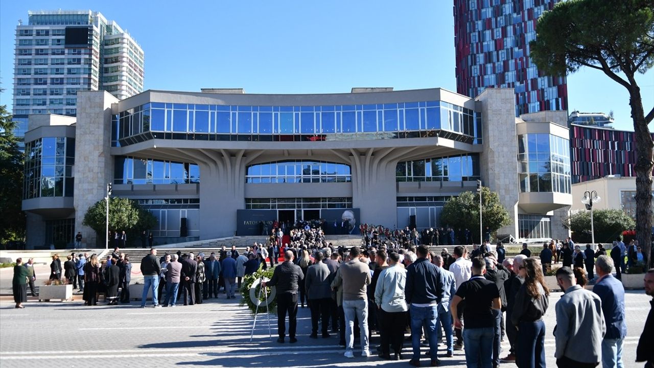 Fatos Nano son yolculuğuna uğurlandı — Tiran'da devlet töreni