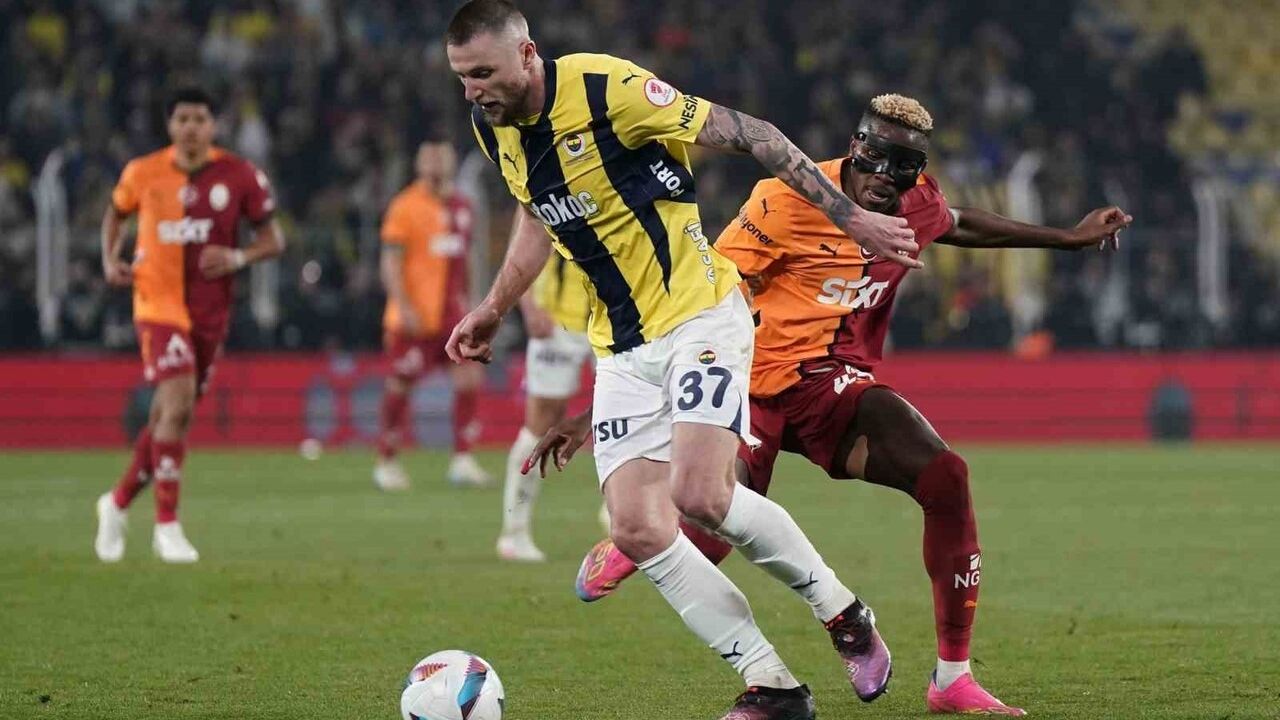 Fenerbahçe - Galatasaray 404. Randevu: Kadıköy'de Dev Derbi