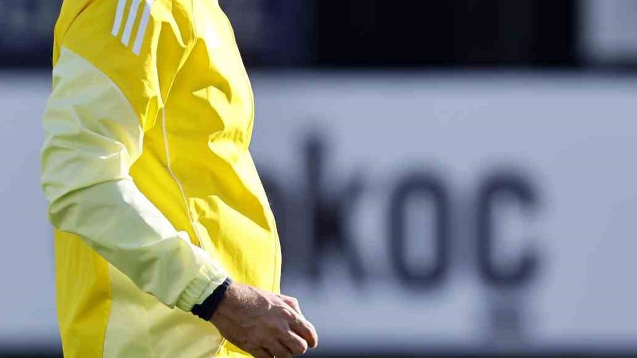 Fenerbahçe, Rizespor Maçı Öncesi İlk Antrenmanını Tamamladı