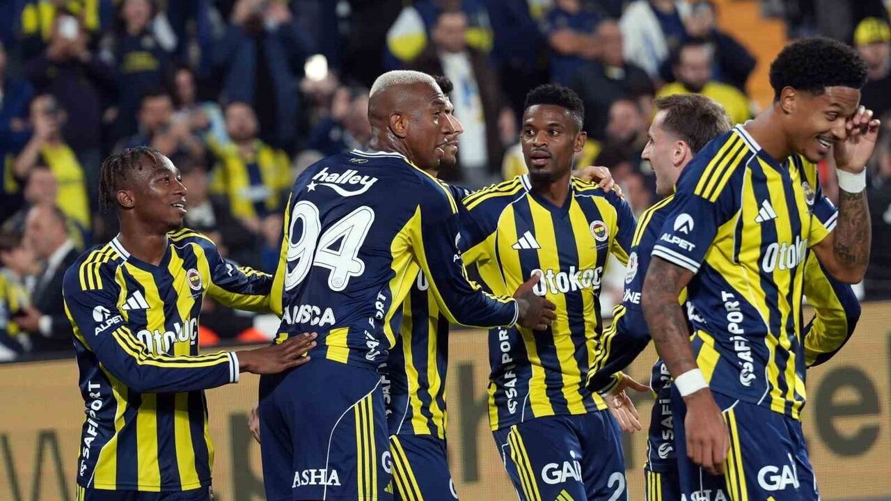 Fenerbahçe, Süper Lig'de Çaykur Rizespor ile 47. randevuda