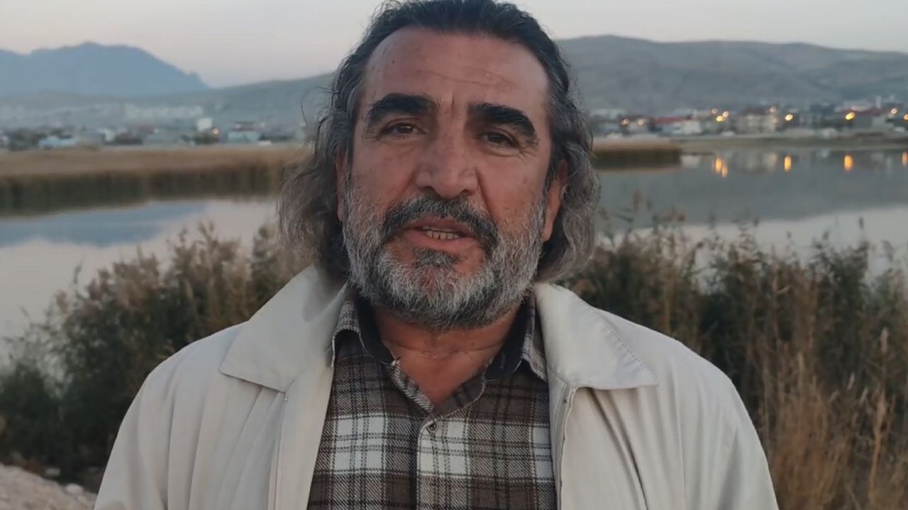 Flamingolar Erçek Gölü'nde Konaklamayı Uzattı