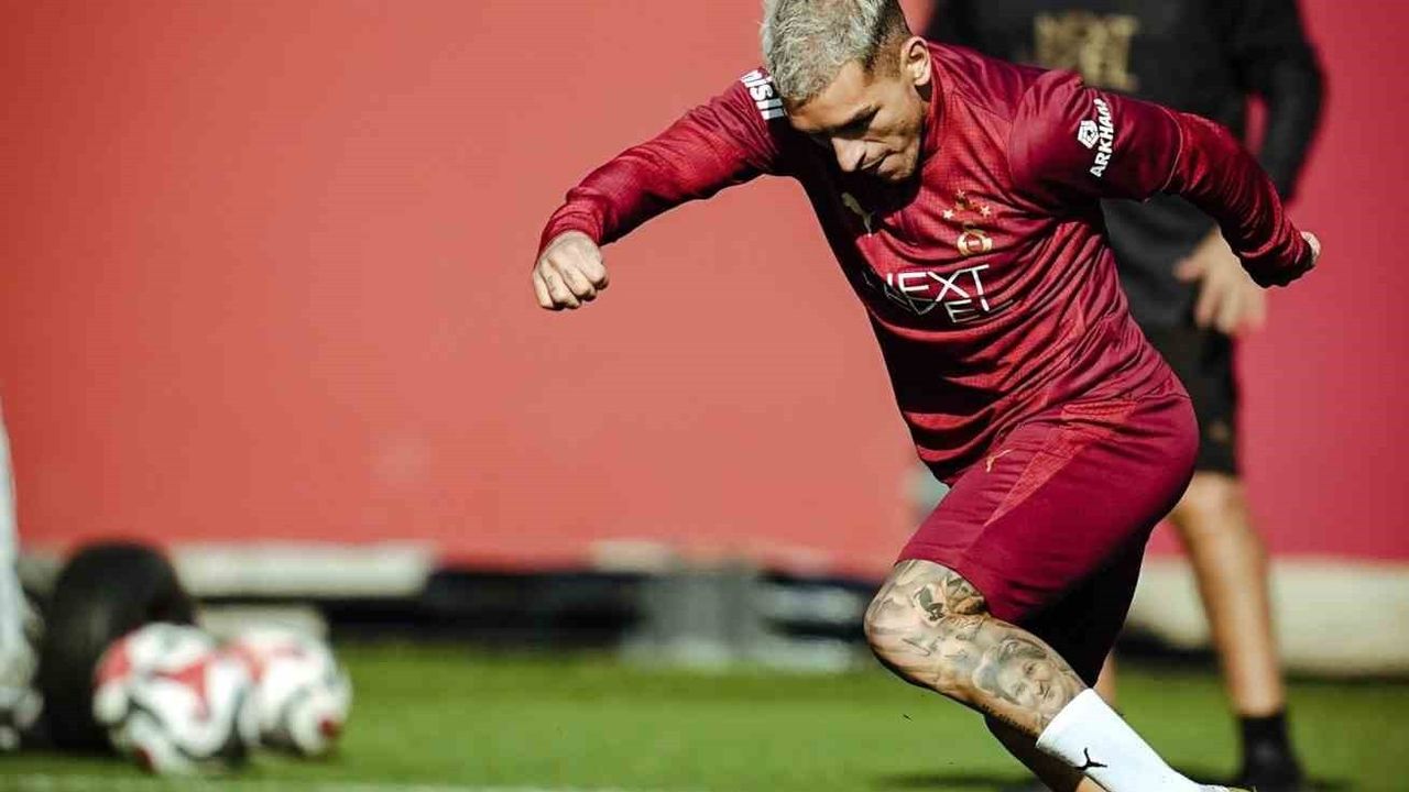 Galatasaray, Gençlerbirliği Maçı Hazırlıklarına Kemerburgaz'da Devam Ediyor