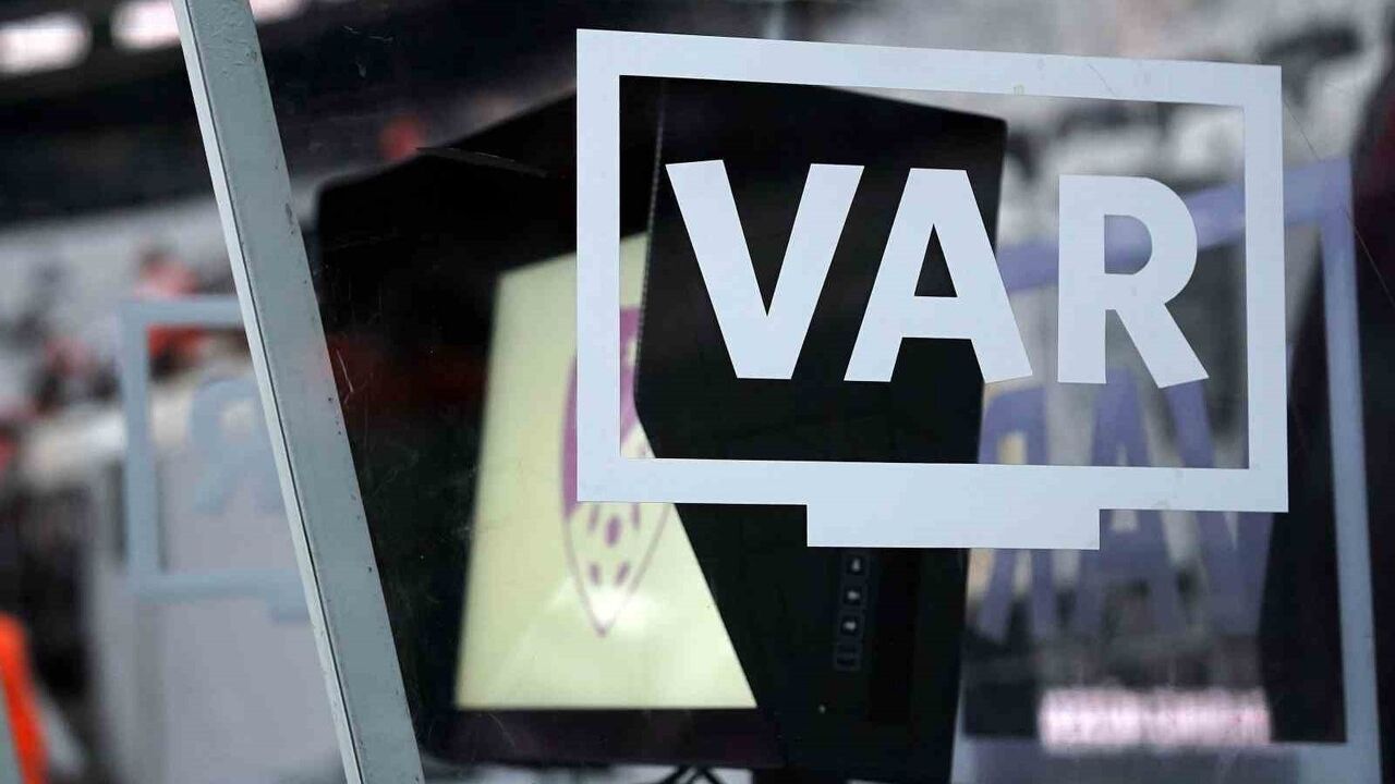 Galatasaray - Gençlerbirliği: VAR Bülent Birincioğlu görevde