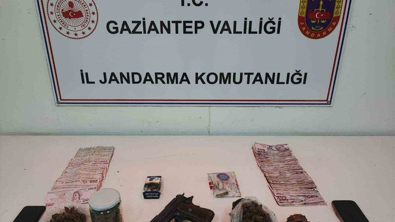 Gaziantep'te 16 yıl kesinleşmiş cezayla aranan uyuşturucu taciri yakalandı
