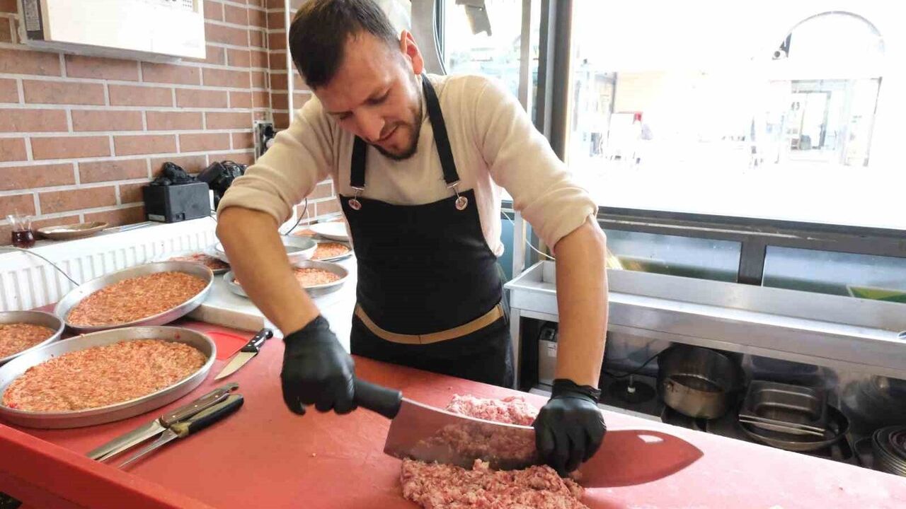 Gaziantep'te Soğan Kebabı: Kışın Doğal Antibiyotiği