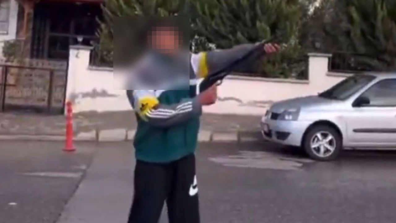 Gaziantep'te Şok: 18 Yaşından Küçük 3 Kişi Pompalı Tüfekle Rastgele Ateş Etti