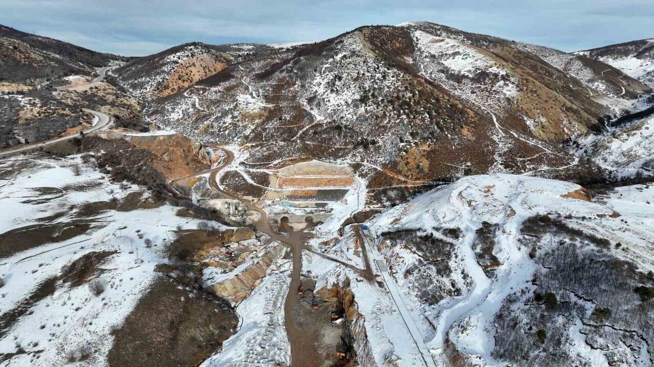 Geminbeli Tüneli Yine Yetişmiyor: 12 Yıllık Projede Yeni Gecikme