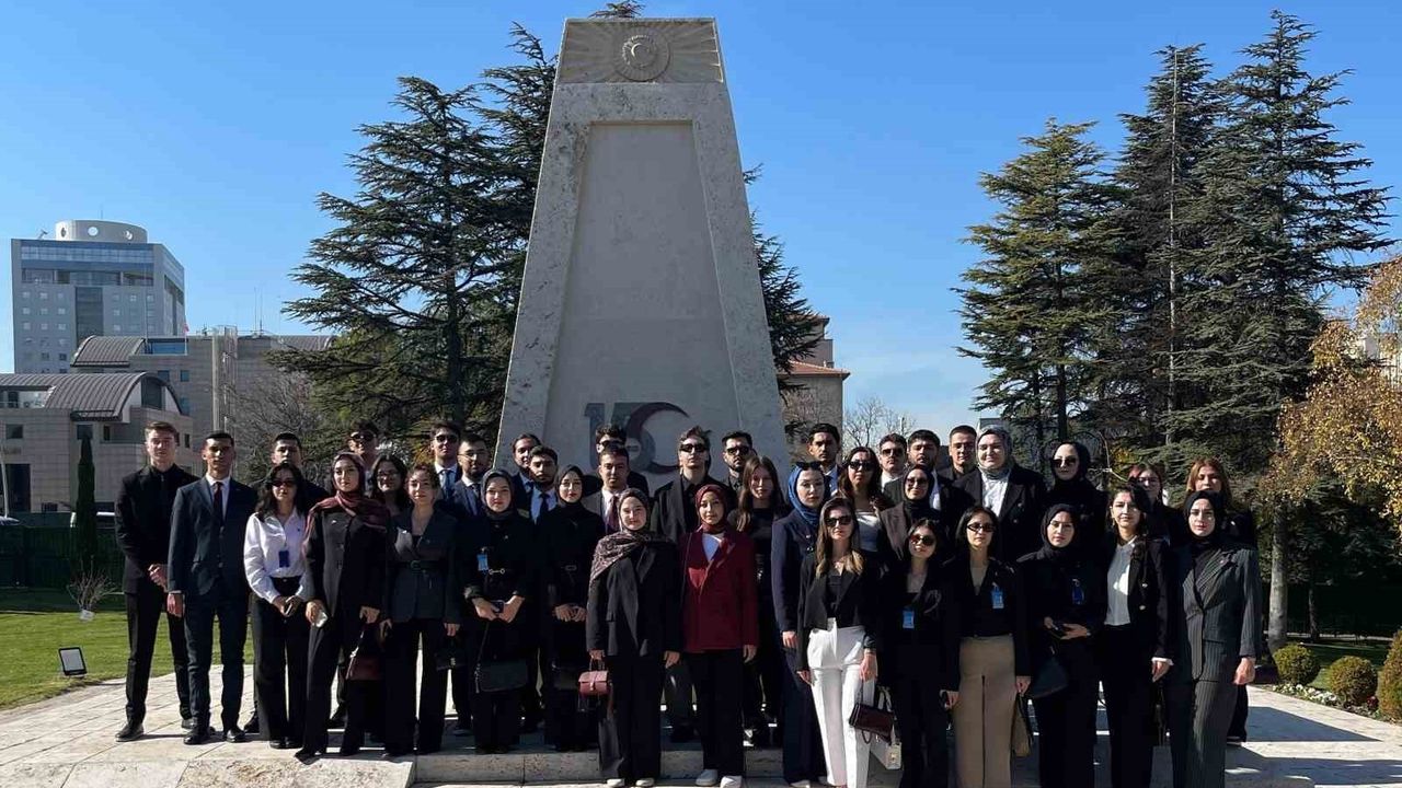 Genç Hukukçular Ankara'da: Atatürk Üniversitesi'nin 'Yüksek Yargı ile Buluşma' Etkinliği