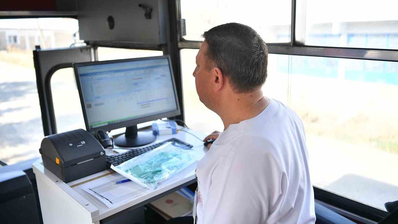 Gezici Ağız ve Diş Sağlığı Kliniği Köseler Mahallesi'nde Vatandaşa Hizmet Verdi