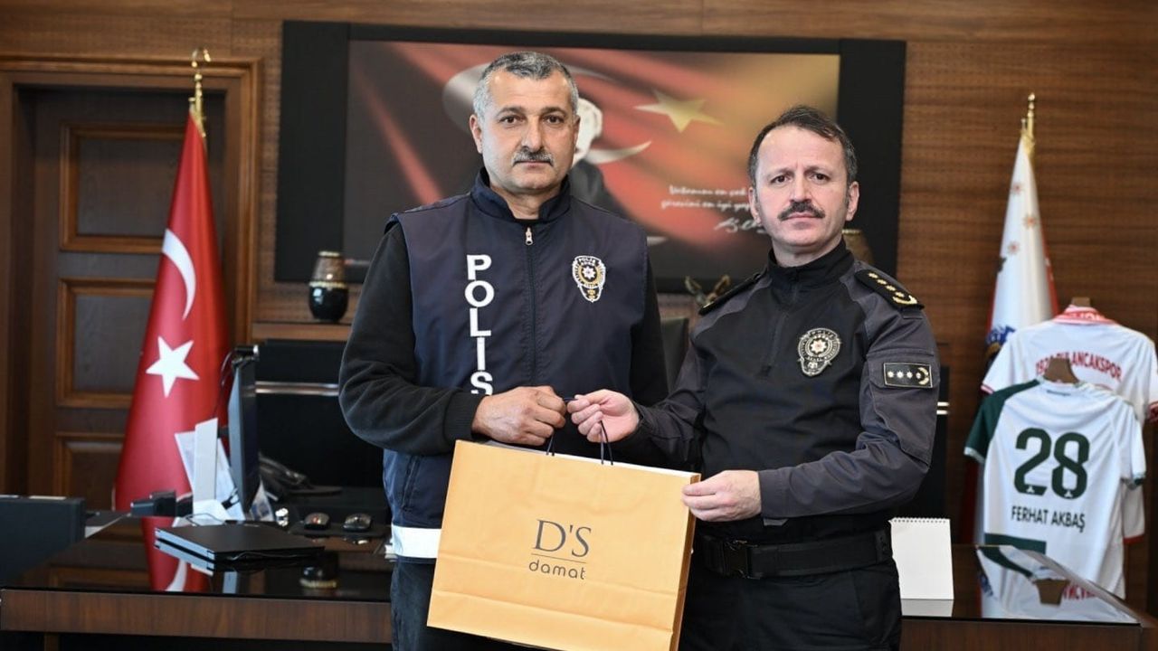 Giresun'da Atatürk Lisesi Okul Polisi Ödüllendirildi