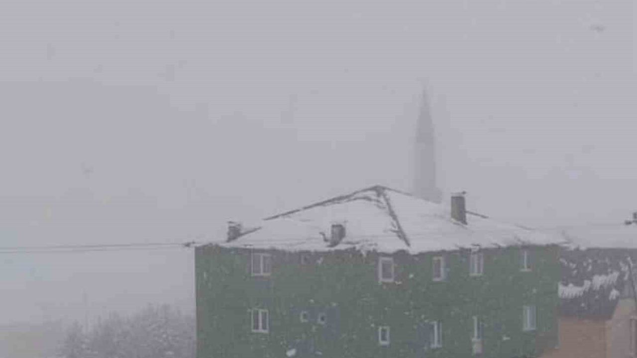 Giresun Yaylaları Beyaza Büründü: Bektaş ve Kulakkaya'da Kar Etkili