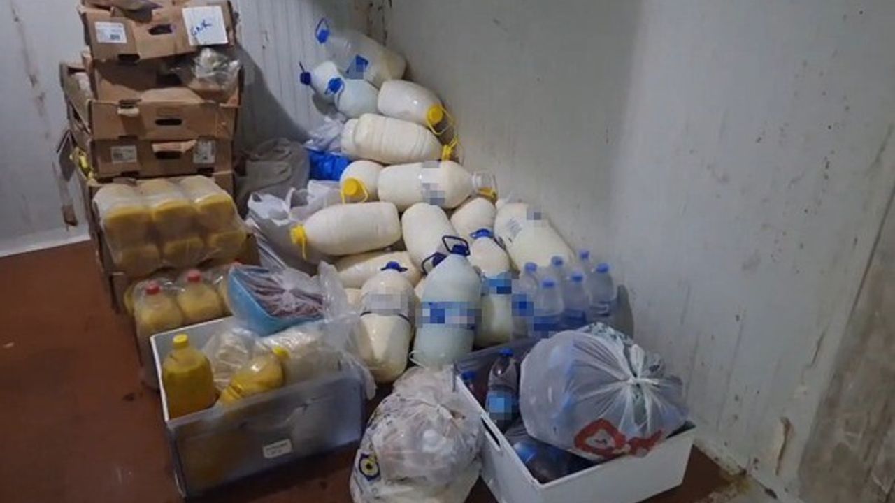 Gökçeada’da Hijyen İhlali: Şarküteride Ele Geçirilen Ürünler İmha Edildi