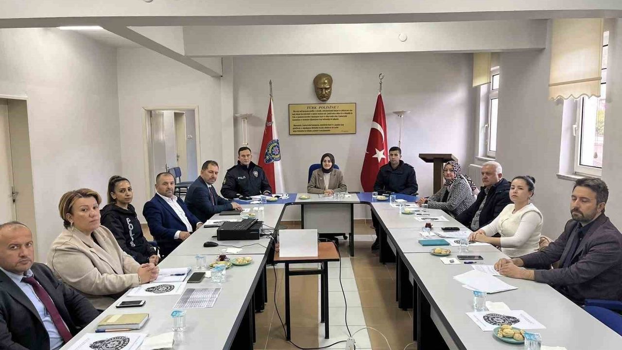 Gölpazarı'nda Kış Trafik Tedbirleri Toplantısı — Kaymakam Feyza Nur Kılıç Başkanlığında