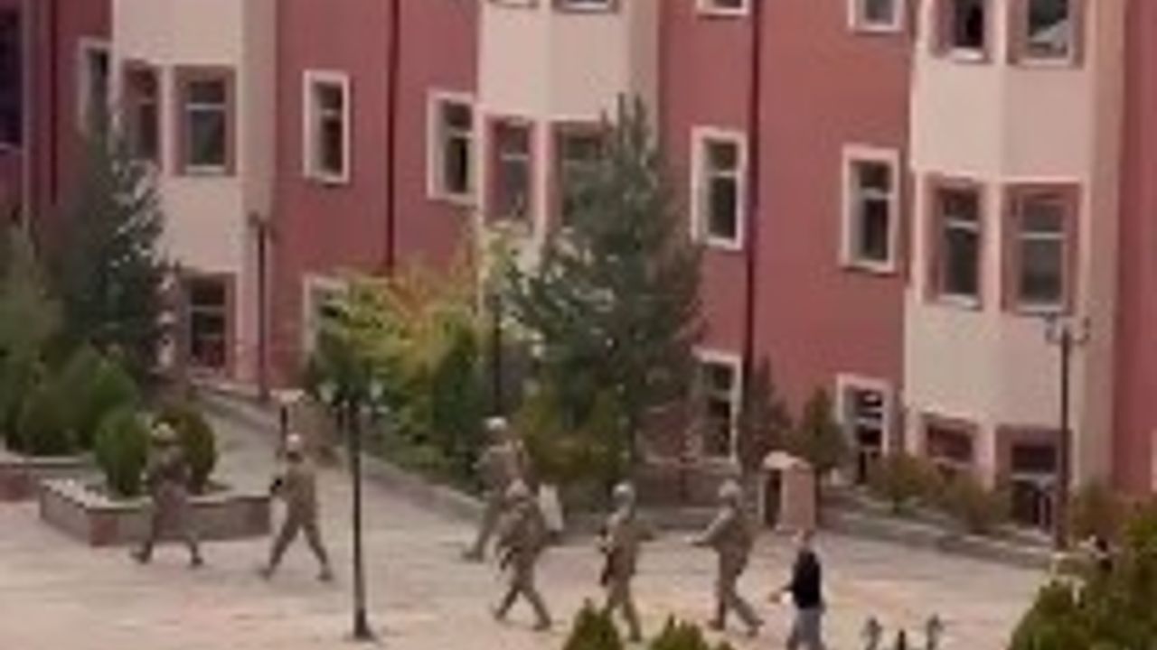 Gümüşhane Üniversitesi'nde Rehine Krizi: H.T. D.B.'yi Rehin Aldı