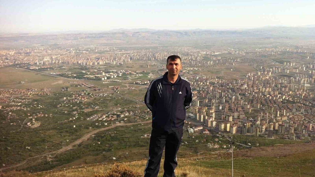 Gürcistan'da Düşen C-130'da Şehit Olan Karabüklü Astsubay Nuri Özcan