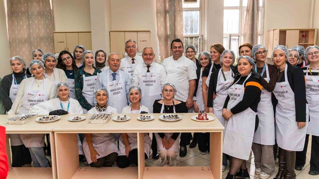 Hacettepe ve Sabri Ülker Vakfı, 'Gıda ve Beslenme Okuryazarlığı Uygulama Alanı'nı Açtı