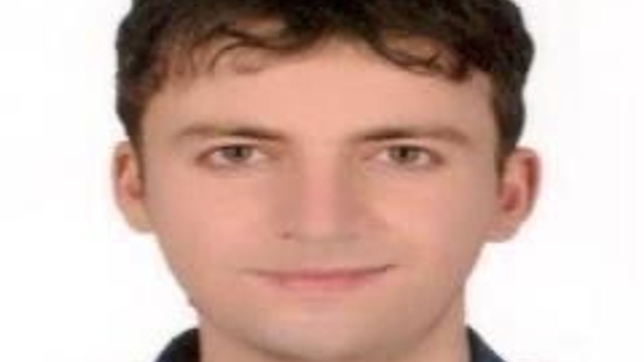 Hakkari'de Genç İngilizce Öğretmeni Saim Akan Kalp Krizi Sonucu Vefat Etti