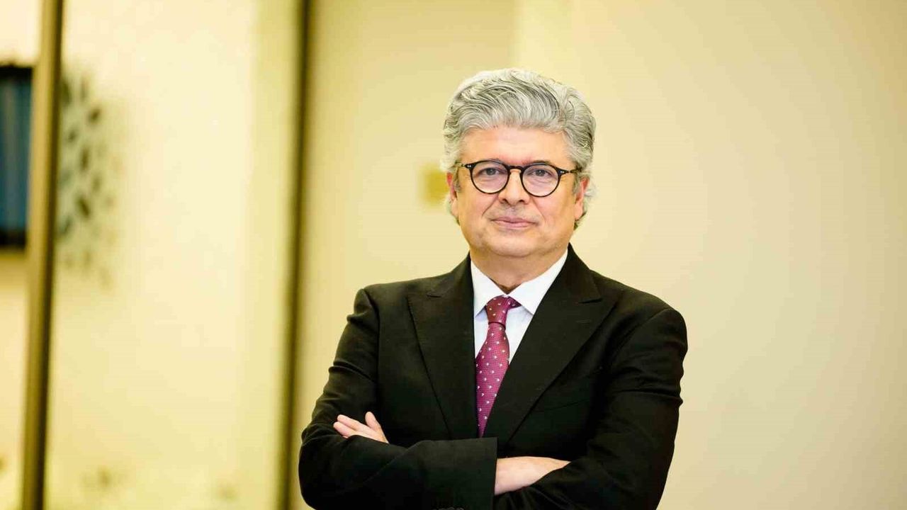 Hamilelere Grip Aşısı Tavsiyesi — Prof. Dr. Faruk Buyru Uyarıyor