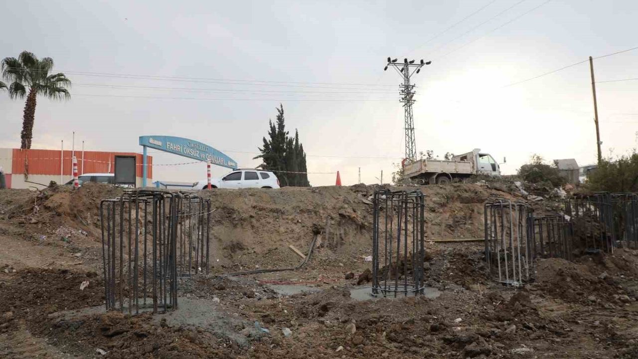 Hatay Büyükşehir Belediyesi Büyükdalyan’a 10 Metrelik Köprü İnşa Ediyor