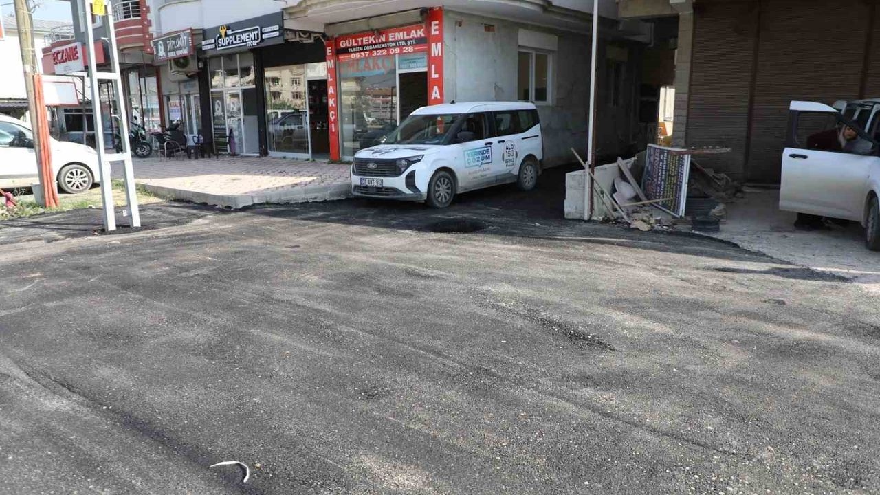 Hatay Büyükşehir, Sebahattin'in Sokağını Asfaltladı — Karaçay Mahallesi'nde Erişilebilir Yol