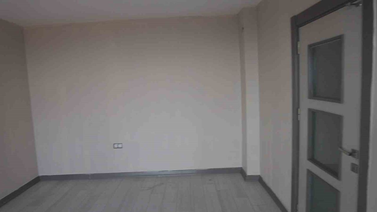 Hatay'da Deprem Konutları Kira Fiyatlarını Düşürdü: 8 bin-22 bin TL Aralığı