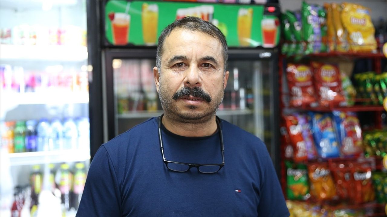 Hatay Dörtyol'da Hayırsever 30 Kişinin 80 Bin TL Veresiye Borcunu Kapattı