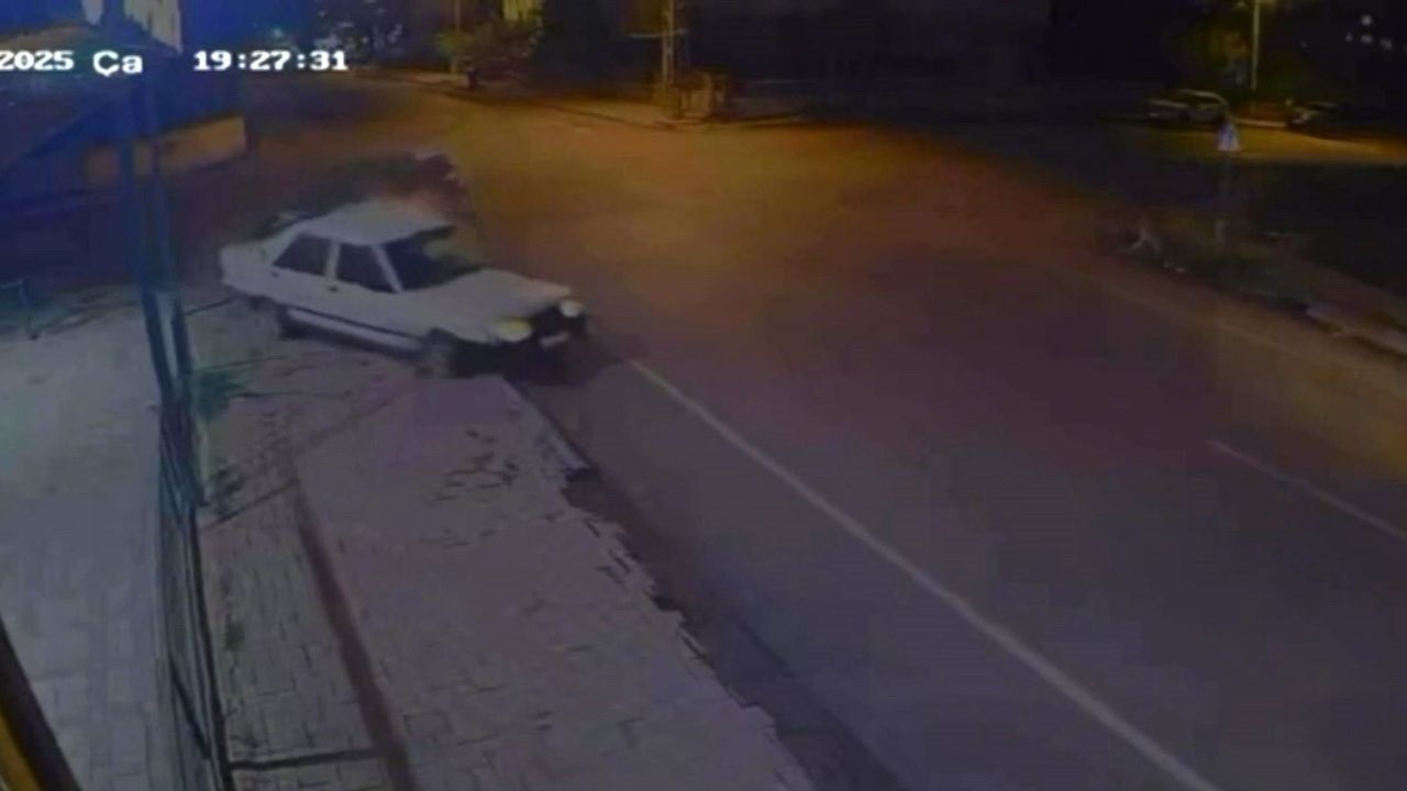 Hatay Dörtyol'da Kafa Kafaya Çarpışma: Cip ile Otomobilde 3 Yaralı