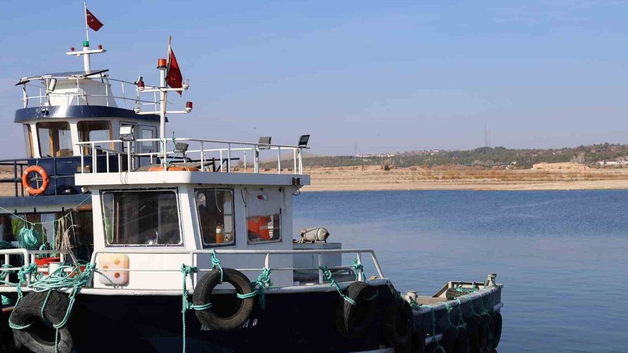 Hirfanlı Barajı'nda Türk Somonu İhracatı: Yıllık bin 500 ton