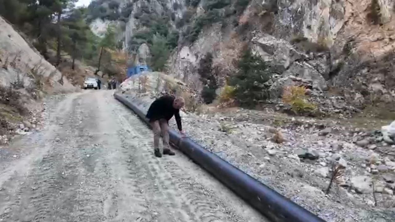 Honaz Belediyesi 17 Bin Dönümü Suya Kavuşturdu: Dinana Çayı'nda Verimli Sulama