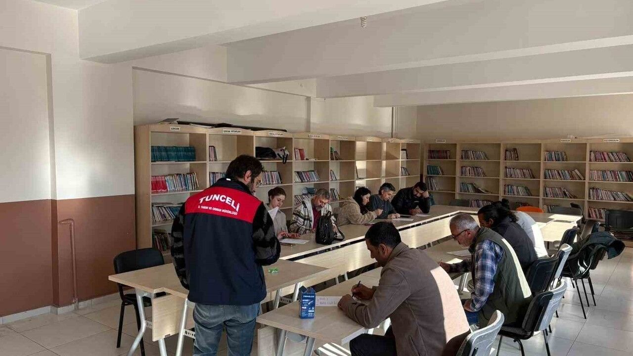 Hozat'ta Arıcılık Kursu: 14 Kursiyer Sertifika Aldı