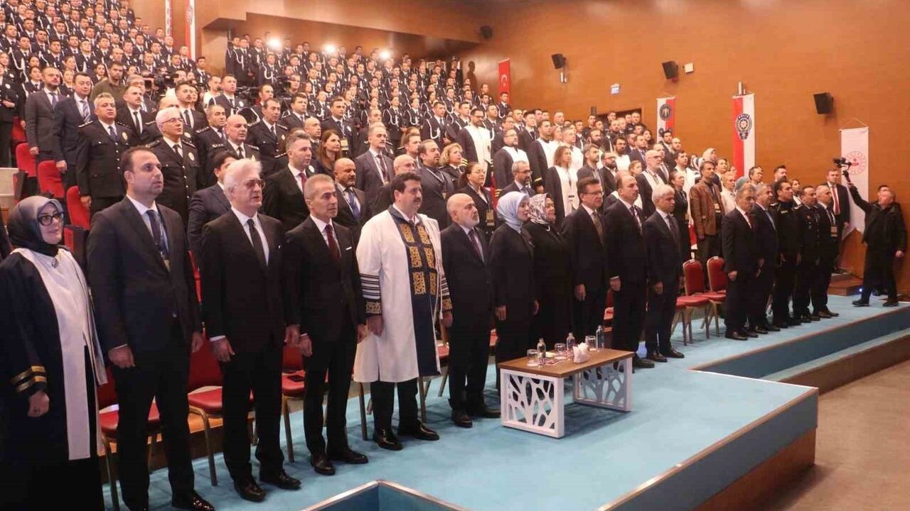 Hüseyin Kök: Ülkemizde yasal kalışı olan yabancı sayısı 3 milyon 611 bin 218