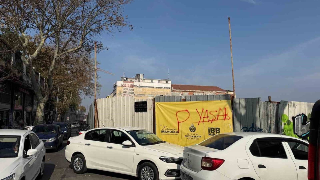 İBB Otopark İhmali: Mercan ve Karaköy'de Esnaf Dükkan Kapatıyor