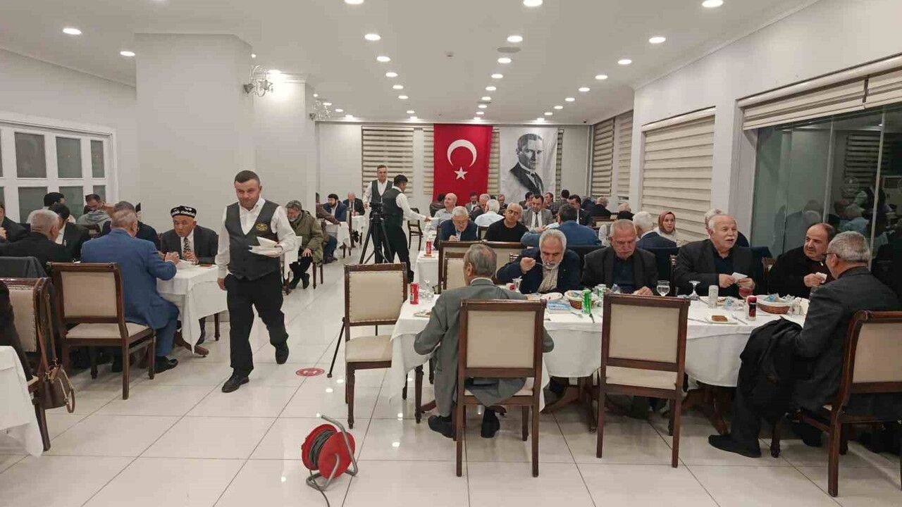 İlham Tohti için "Özgürlük" ve "Nobel Barış Ödülü" Adaylık Çağrısı