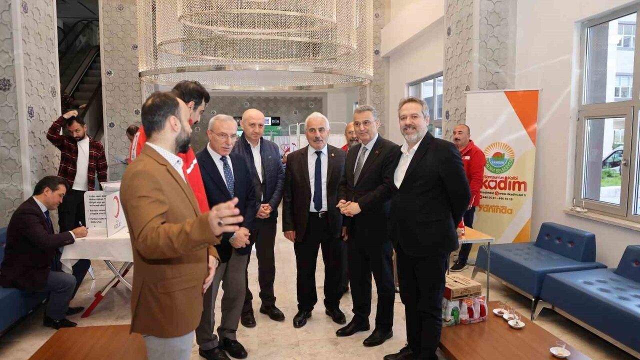 İlkadım Belediyesi'nden Kızılay'a Kan Desteği: Personelden Yoğun Katılım