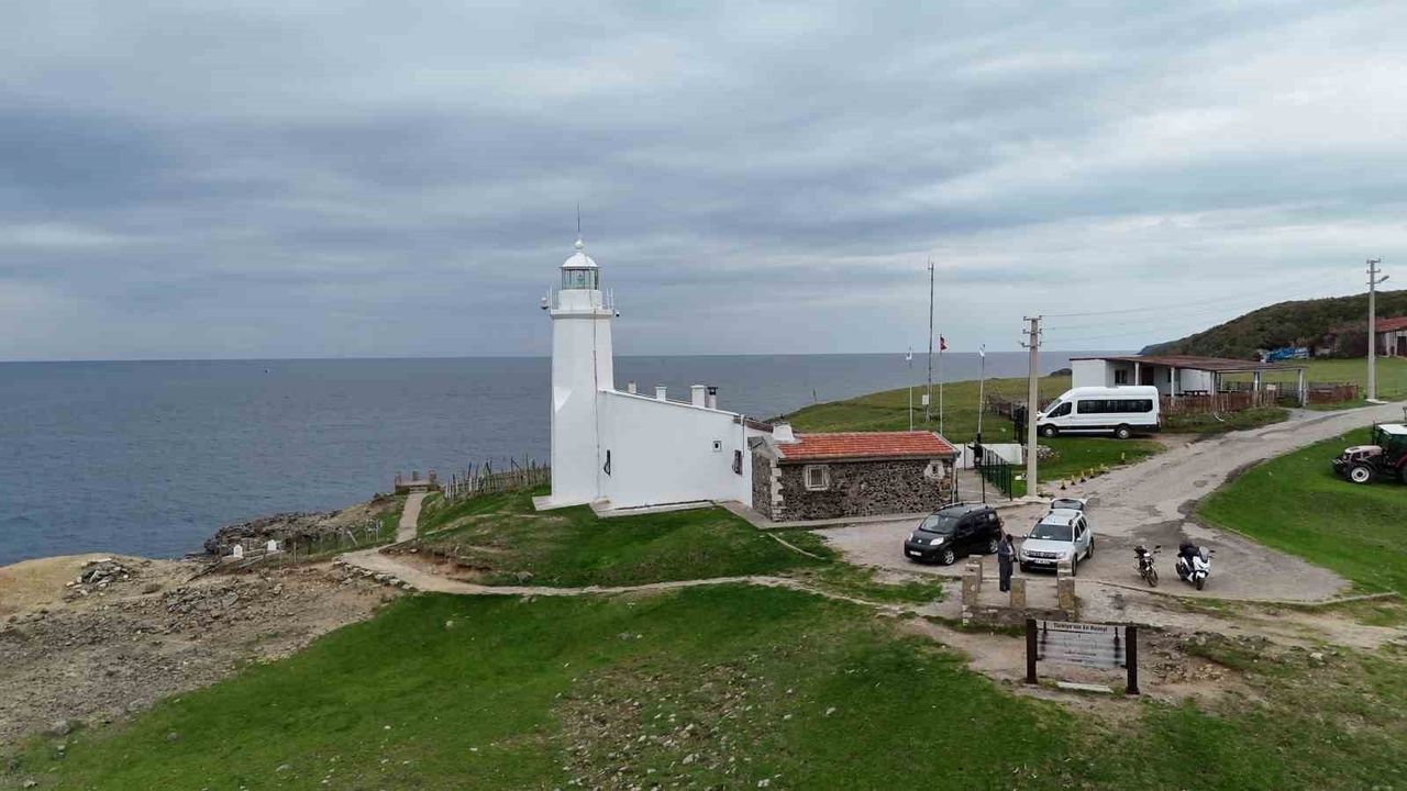 İnceburun Feneri: Türkiye’nin En Kuzeyi Ziyaretçilerini Bekliyor