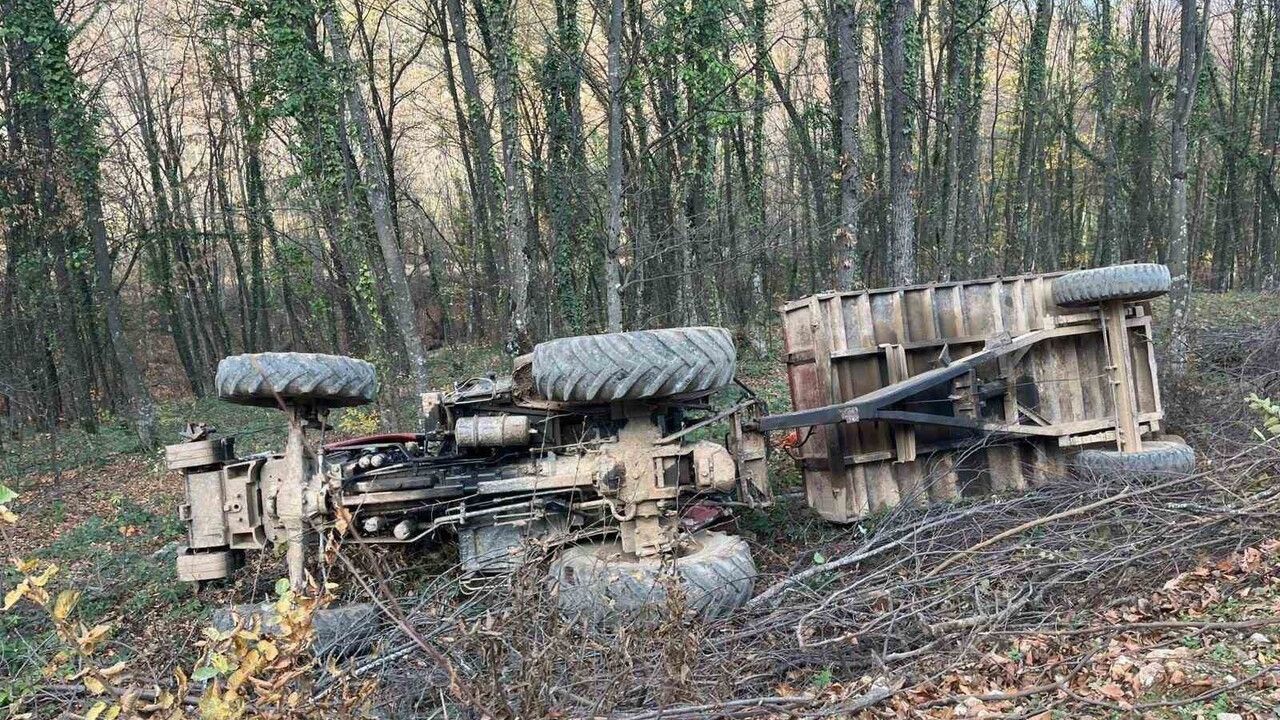 İnegöl'de Devrilen Traktör: 2 Kişi Yaralandı