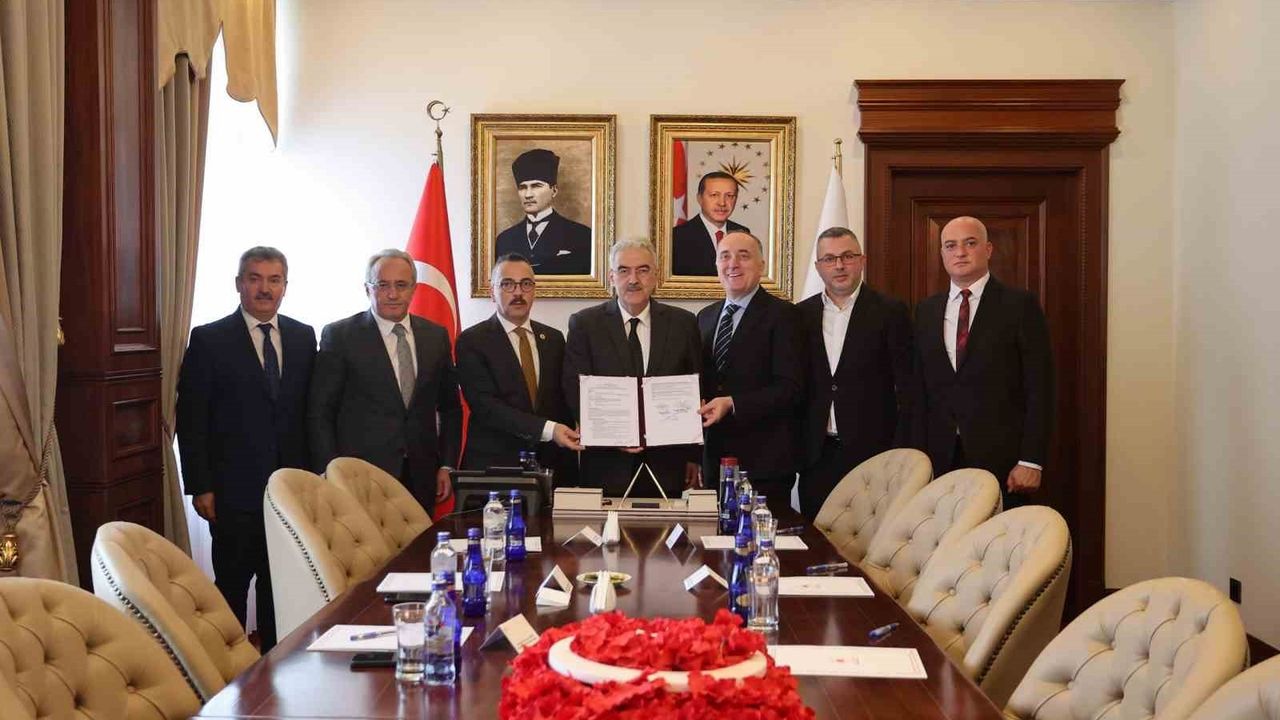 İnegöl Yeniceköy'e 6 Sınıflık Anaokulu İçin Protokol İmzalandı