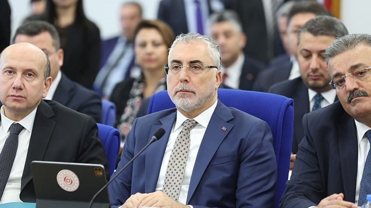 Işıkhan: Asgari Ücrette Uzlaşma Beklentisi