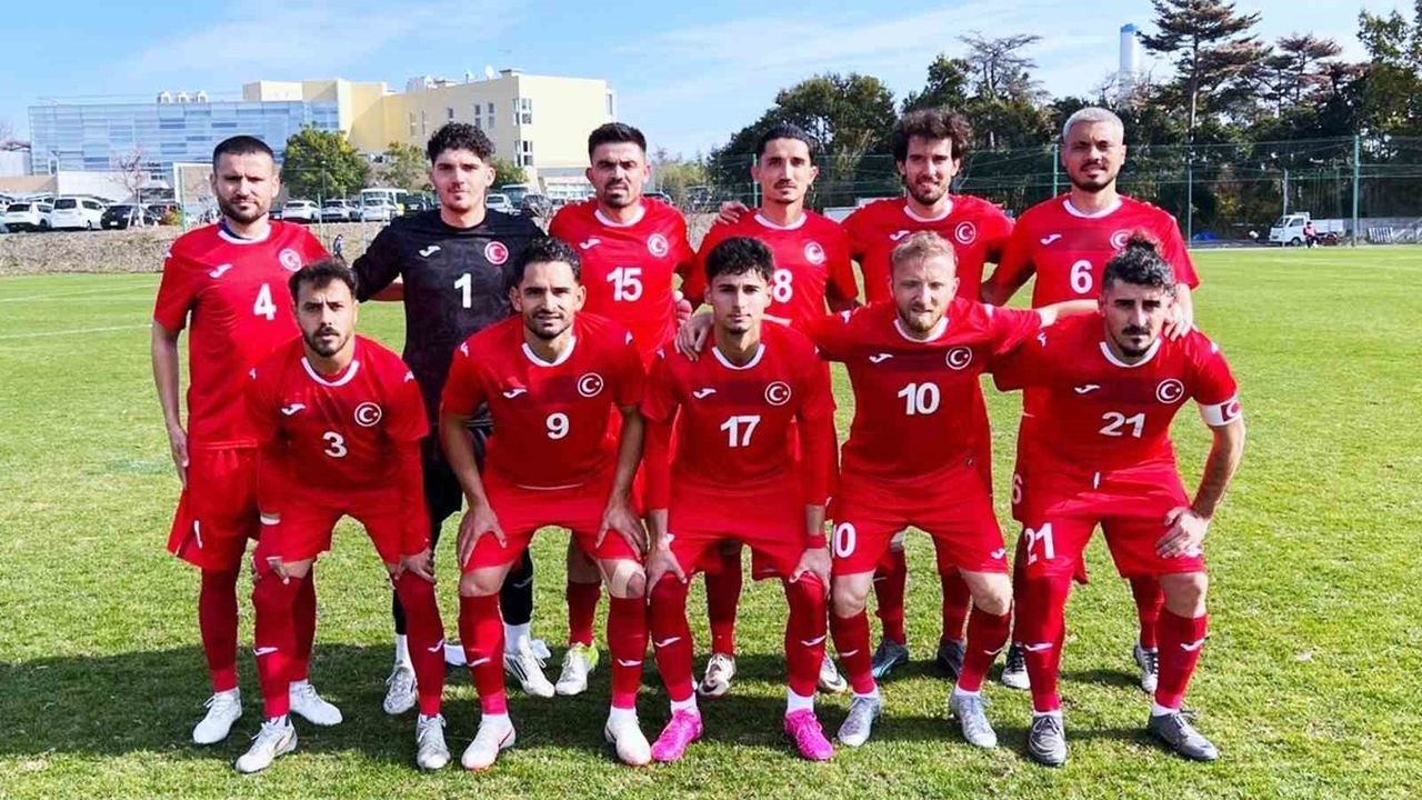 İşitme Engelliler A Milli Takımı Deaflympics'te 2-1'lik Galibiyetle Başladı