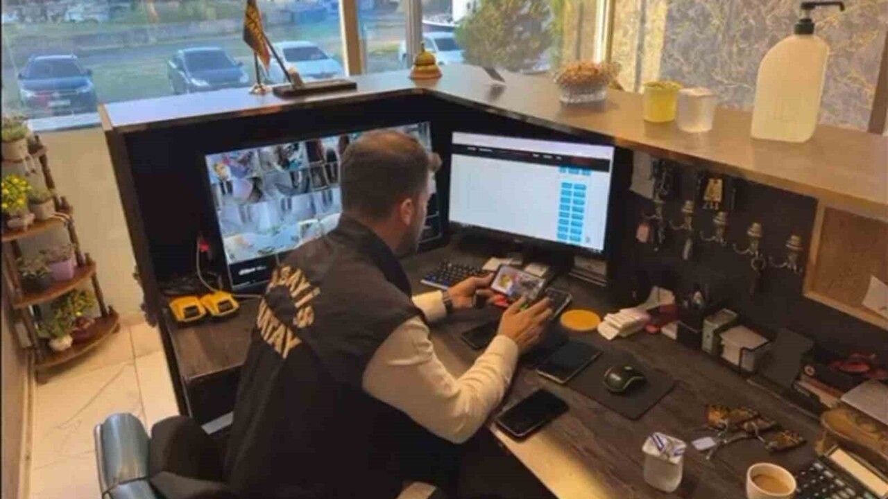 İskenderun’da kayıtdışı günübirlik apartlara denetim: 10 adreste 57 kişi sorgulandı