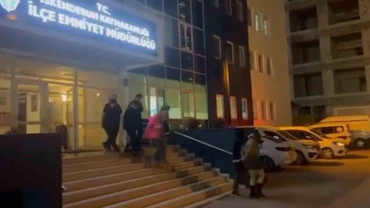 İskenderun'da SPA ve Masaj Salonlarına Fuhuş Denetimi: 5 Gözaltı