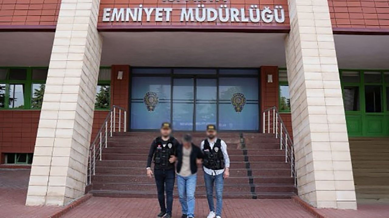 Isparta’da ‘Uyuşturucu Ticaretinden’ 8 Yıl Hapisle Aranan Şahıs Yakalandı