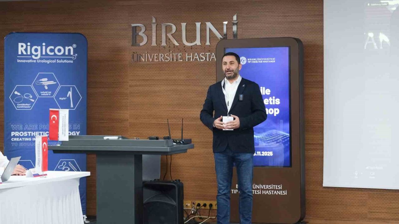 İstanbul Penile Prosthesis Workshop’ta Canlı Penis Protezi Cerrahisi