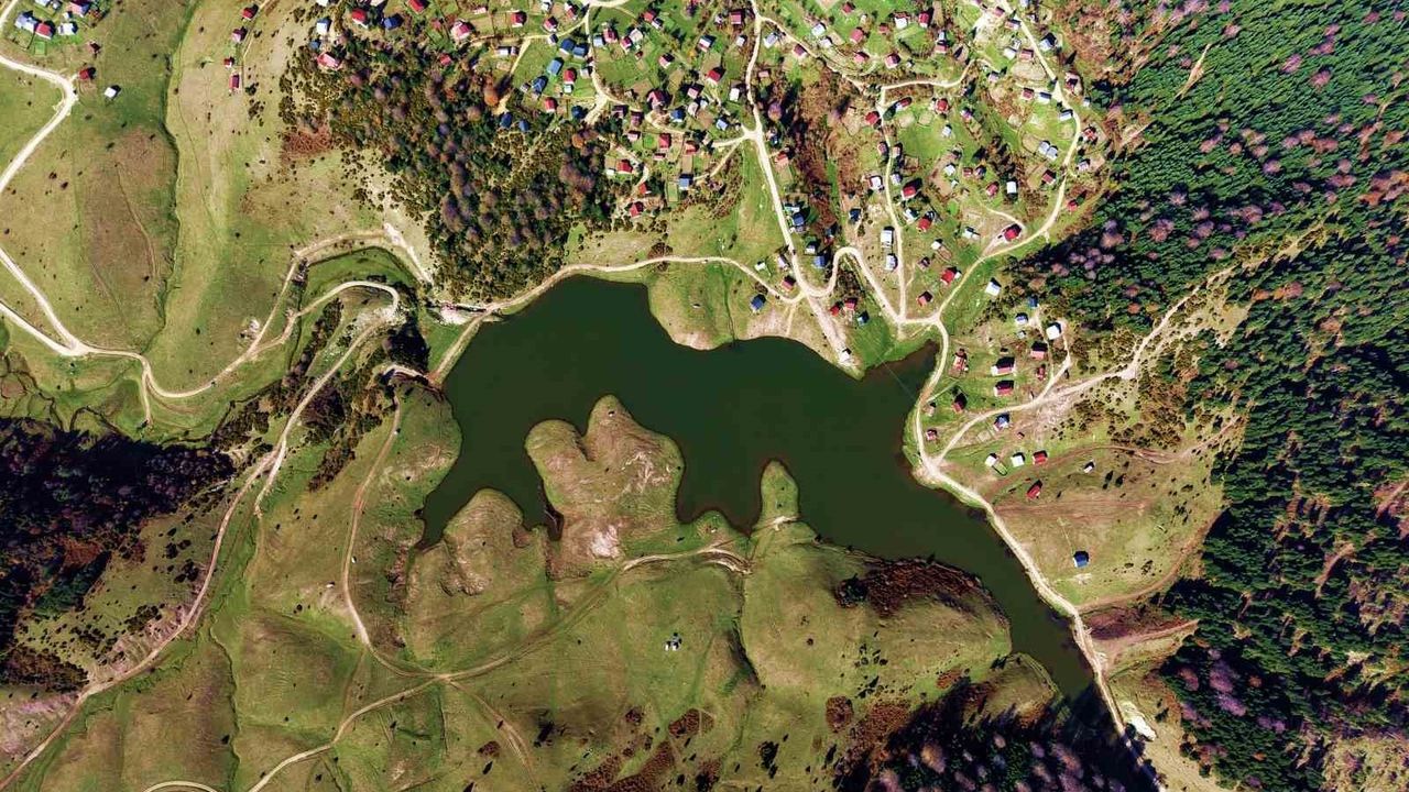 İsviçre Değil Sakarya: Sultanpınar Yaylası Sonbaharda Renk Cümbüşü