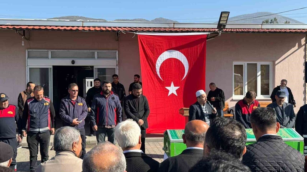 İtfaiye Eri Hüseyin Koçtaş, Suruç'taki Trafik Kazasında Hayatını Kaybetti