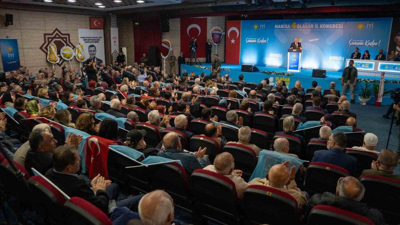 İYİ Parti Manisa'da Yunus Koca İl Başkanı Seçildi