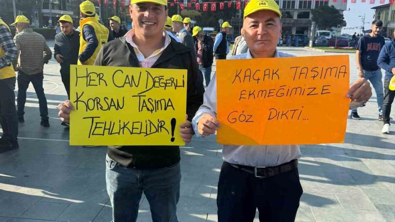 İzmir'de Taksicilerin 'Korsana Hayır' Konvoyuna Erkan Özkan'dan Şartlı Destek
