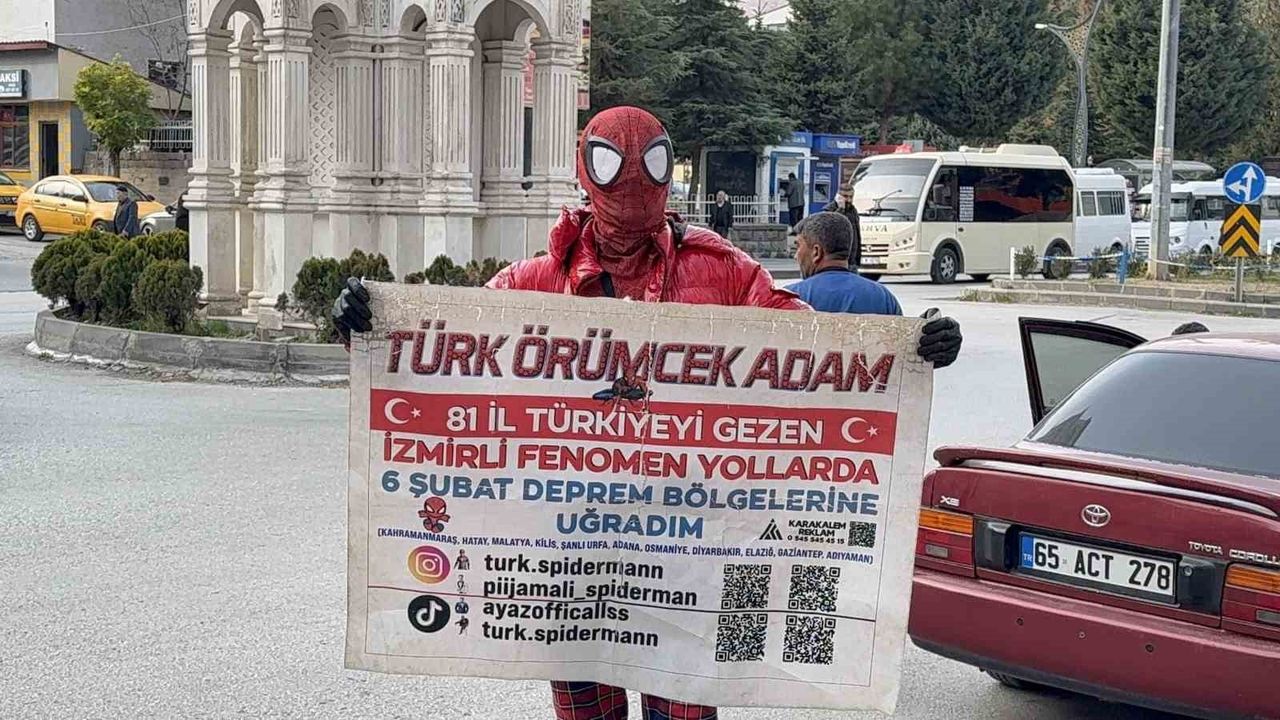 İzmirli 'Örümcek Adam' Van Gölü’ne Dalıp Kirliliğe Dikkat Çekti