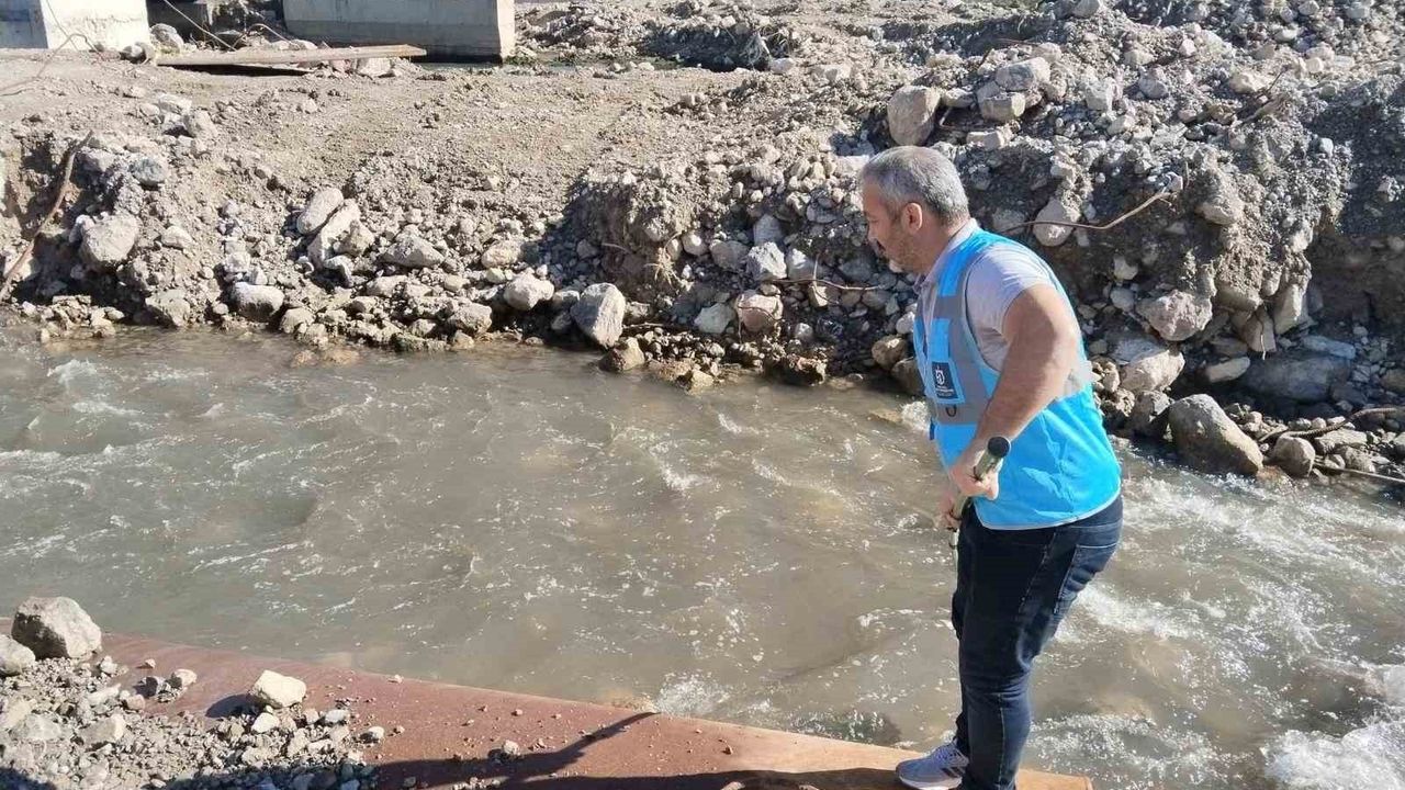 İzmit Körfezi'nde 12 Dere İçin Sürekli Su Kalitesi İzlemesi